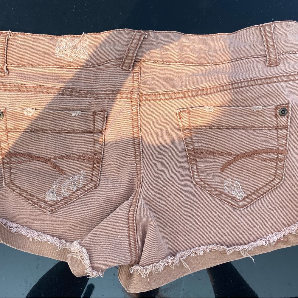 Highway Jeans Tan Jean Shorts Distressed Style - Picture 2 of 3
